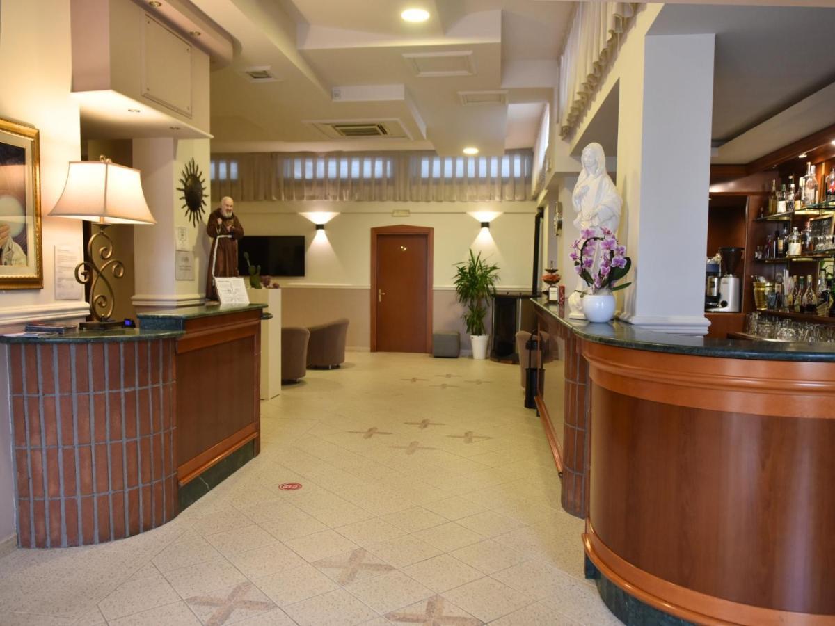 Hotel E Appartamenti La Solaria San Giovanni Rotondo Exterior photo