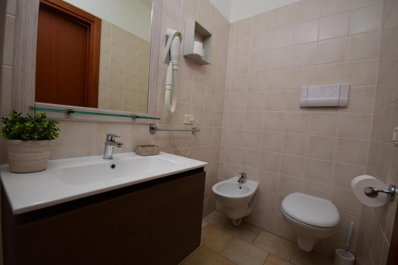 Hotel E Appartamenti La Solaria San Giovanni Rotondo Exterior photo