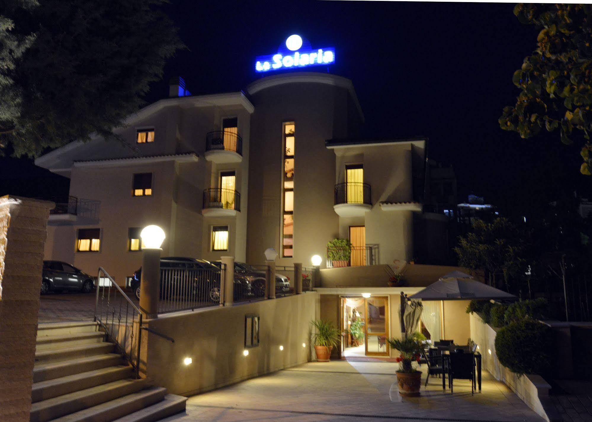 Hotel E Appartamenti La Solaria San Giovanni Rotondo Exterior photo