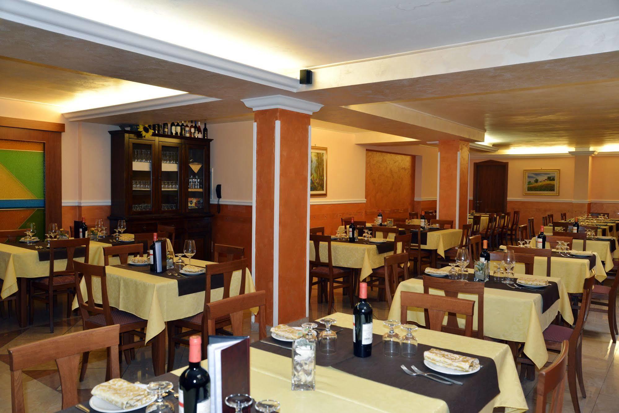 Hotel E Appartamenti La Solaria San Giovanni Rotondo Exterior photo