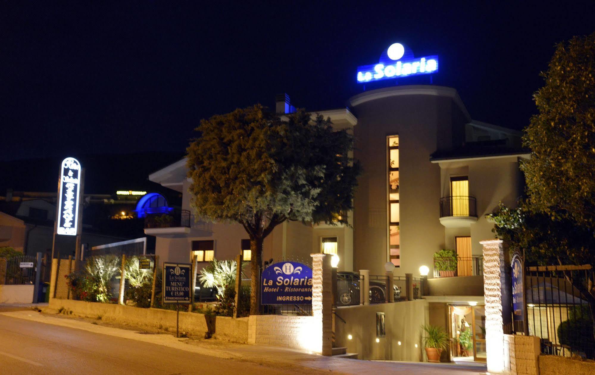 Hotel E Appartamenti La Solaria San Giovanni Rotondo Exterior photo